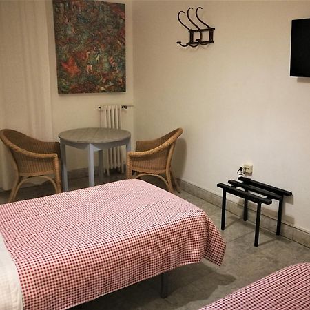 Hostal Montsoliu Arbúcies الغرفة الصورة